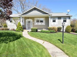 12 Cider Ln, Smithfield, RI 02828