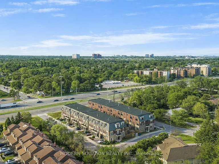 1659 Vellore Cres — Photo 43