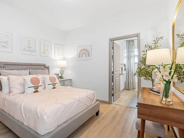 13138 Valletta Way #20-218 — Photo 16