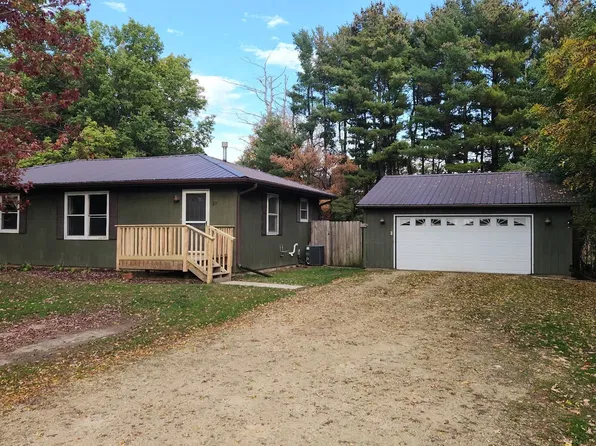 25 S Lafayette, Cedarville, IL 61013