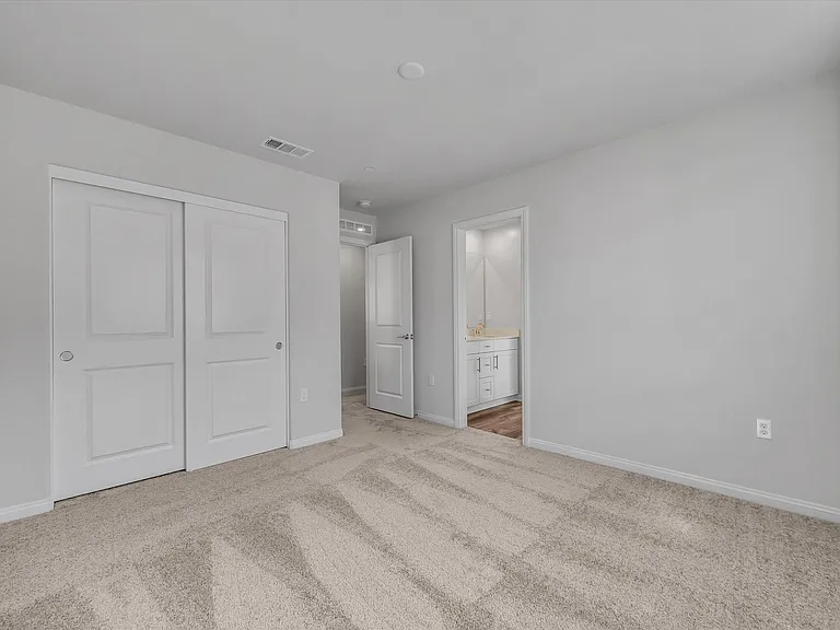 438 Meyer Pl — Photo 17