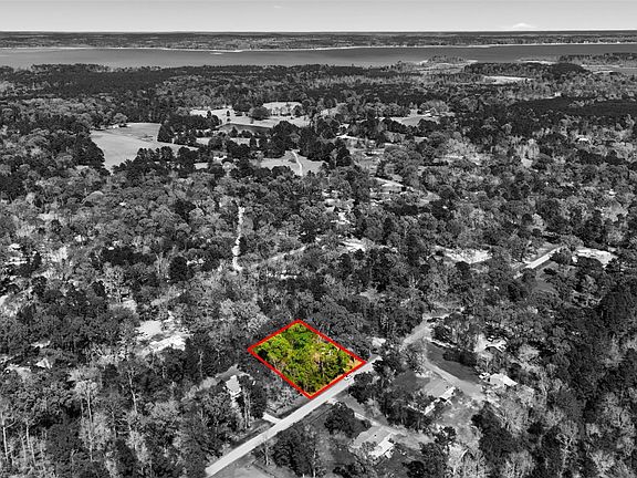 5th image of 220 Rustic Ln