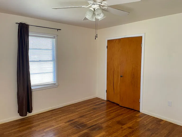 417 Stephens St — Photo 12