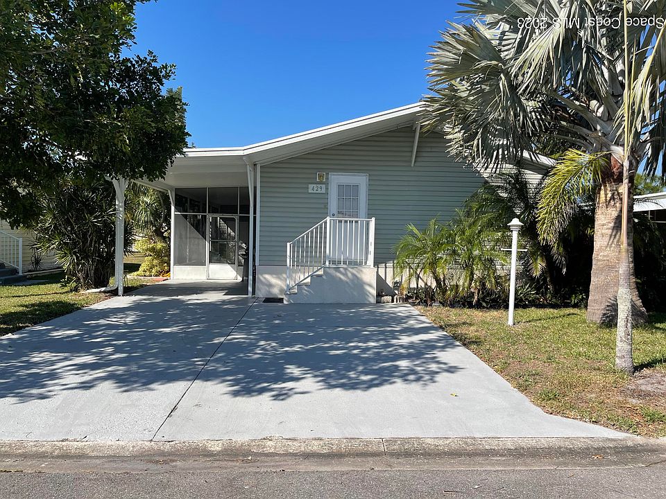 1st image of 429 Plover Dr