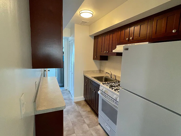 4630 New Hampshire Ave NW #1 — Photo 8