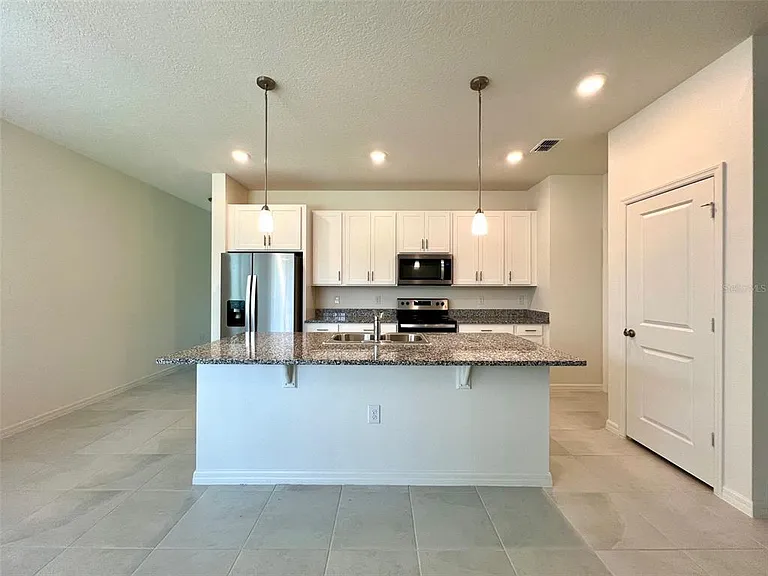 16365 Winding Preserve Cir — Photo 3