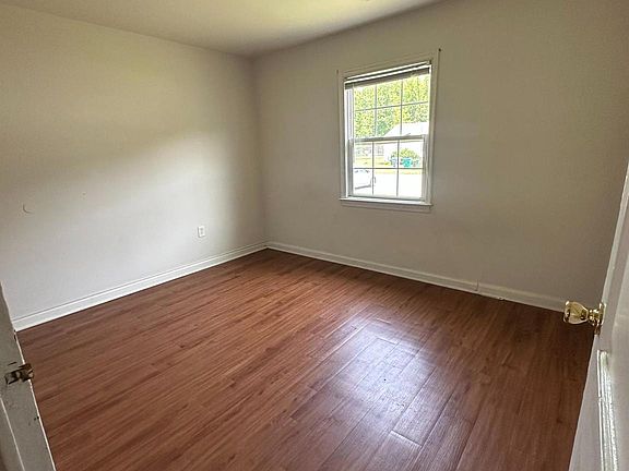 5th image of 5310 Harbor Ct #88D