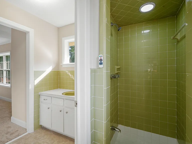 607 Longleaf Ave — Photo 33