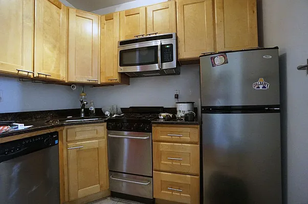 Rented by Zouki Khalifeh, LREB | media 11