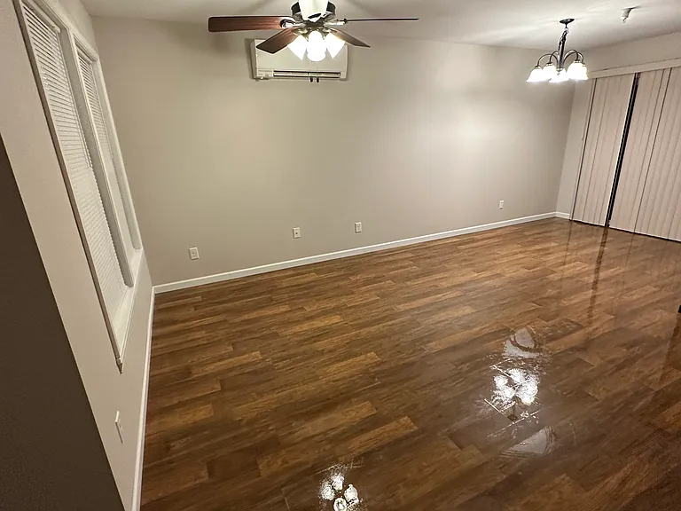 577 Pine St #102 — Photo 3