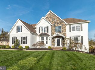 2320 Devon Dr, Quakertown, PA 18951