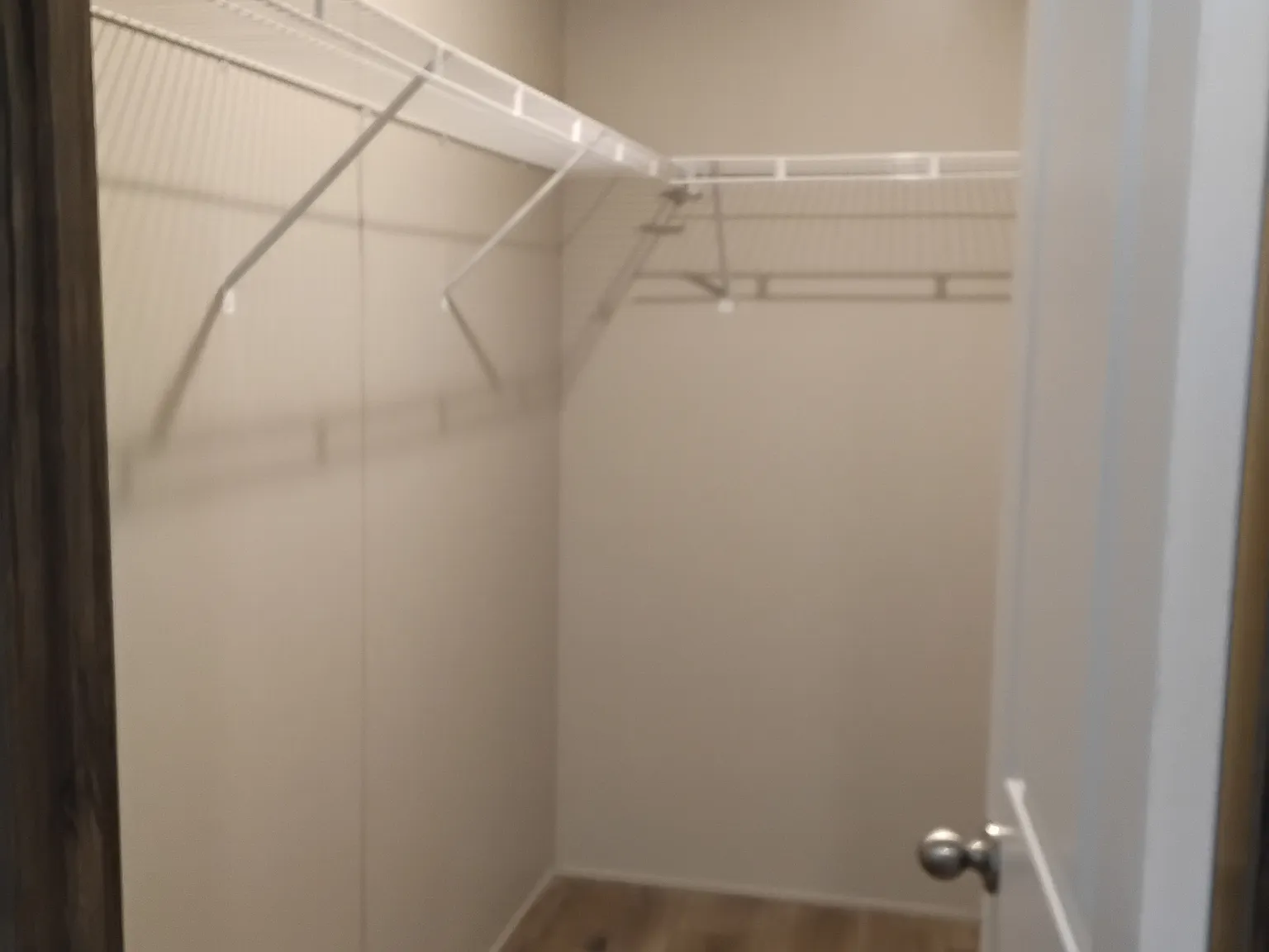 3 bed, 1088 sqft, $979 — Photo 4