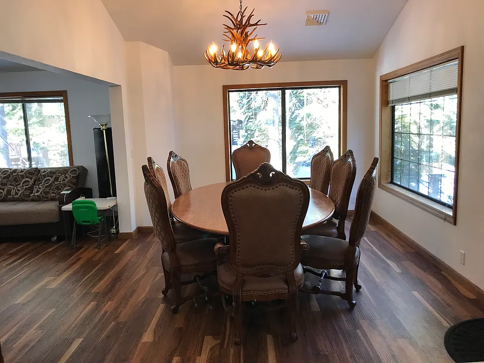 8102 Serene Rd