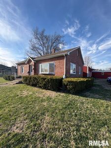 809 E Main St, West Frankfort, IL, 62896