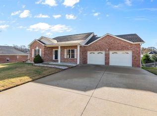 2129 Sussex Dr, Cape Girardeau, MO 63701