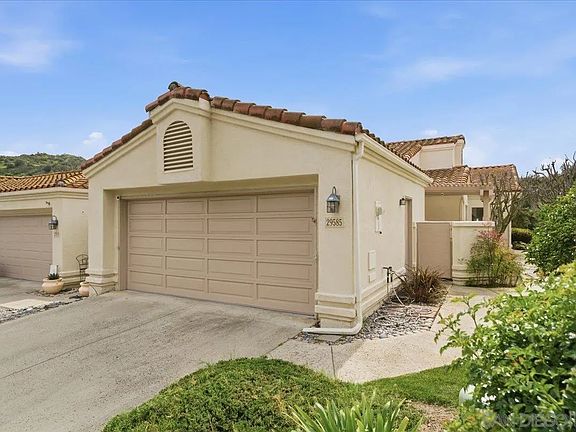2nd image of 29585 Circle R Greens Dr