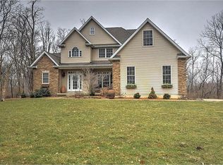 5563 Ryan Dr, Oreana, IL 62554