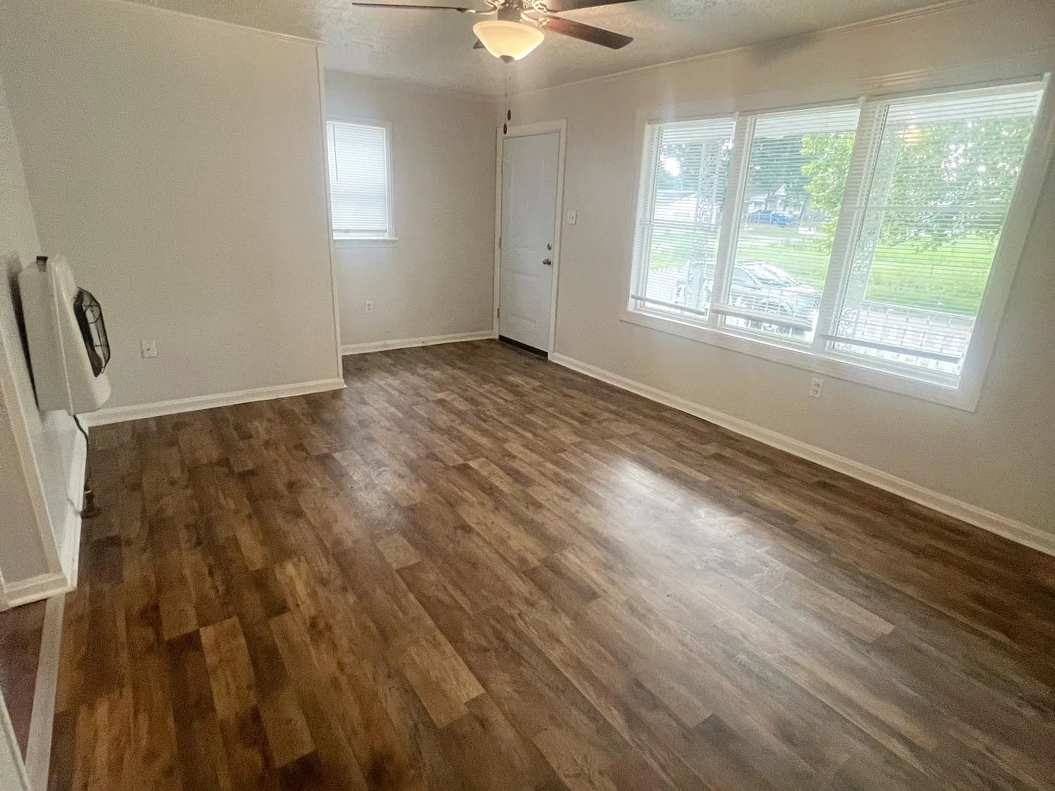 2 bed, 760 sqft, $865 — Photo 4