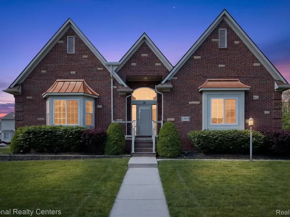 13691 Basswood Cir, Belleville, MI 48111