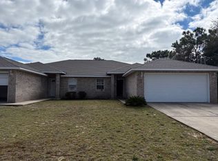 1833 Sundown Dr, Navarre, FL 32566