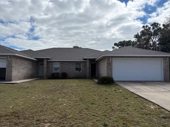1833 Sundown Dr, Navarre, FL 32566