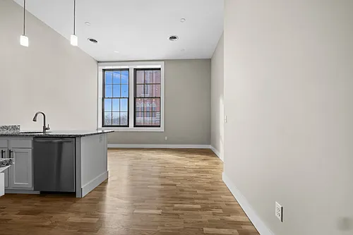 Floor plan 203