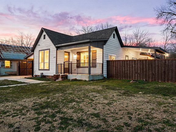 2nd image of 1510 S Lindsay St