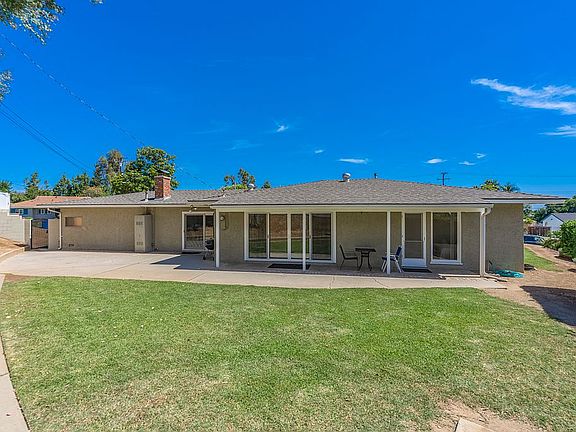 5th image of 16131 Janine Dr