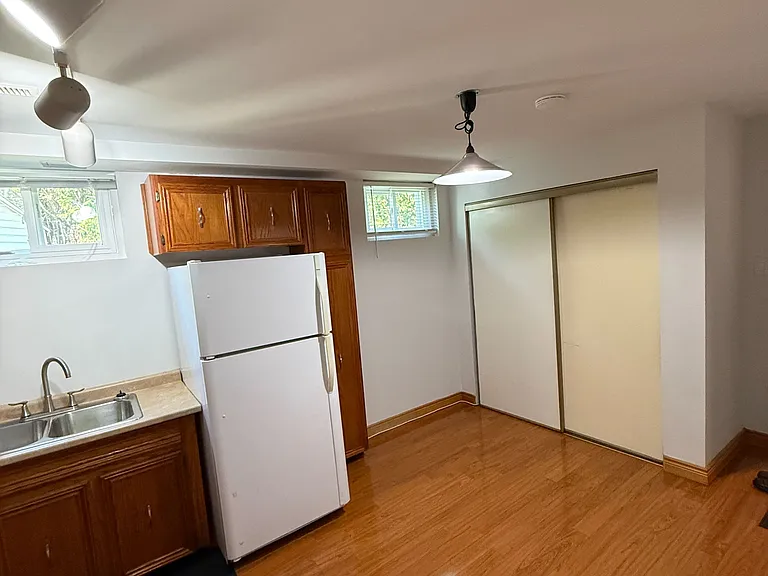 74 Prouse Dr #BASEMENT — Photo 3