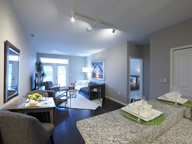 Five Points Apartments — Photo 10