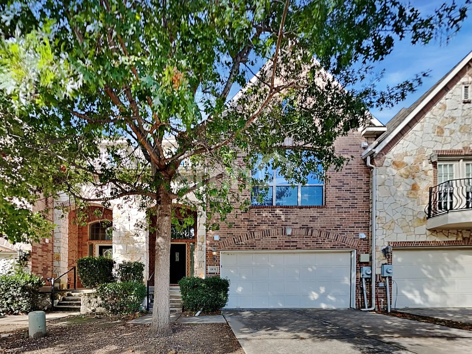 3 bed, 2.5 bath, 1918 sqft, $2,665 — Photo 1