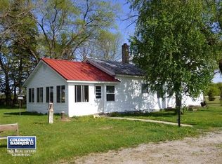 8424 County Road Bb, Bancroft, WI 54921