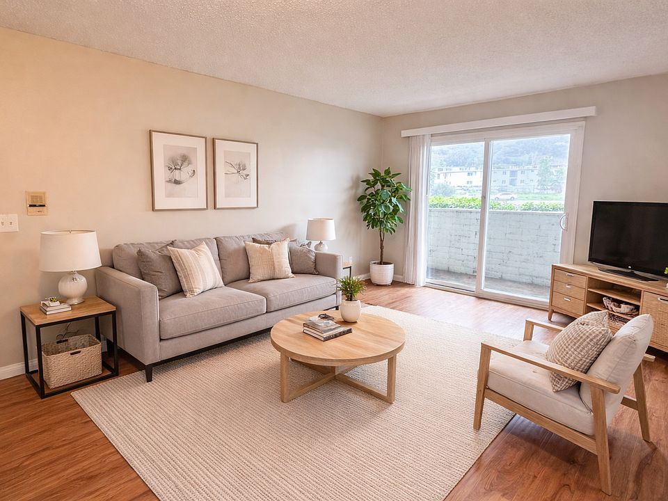 1st image of 5622 University Ave #7