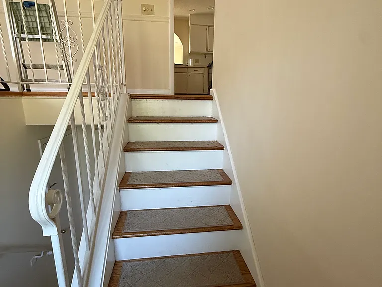 Cheryl Dr — Photo 10