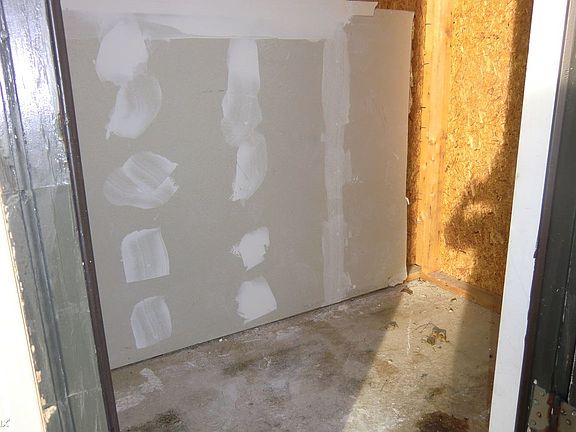 Gillham 537 B Outside Storeage (B)