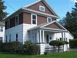 2nd image of 17 Colegrove St