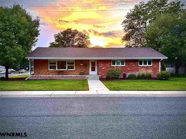 2202 6th Ave, Scottsbluff, NE 69361