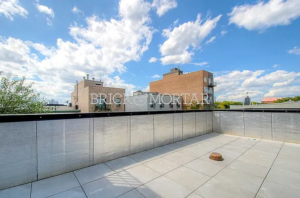 Rented by Brick&Mortar | media 23