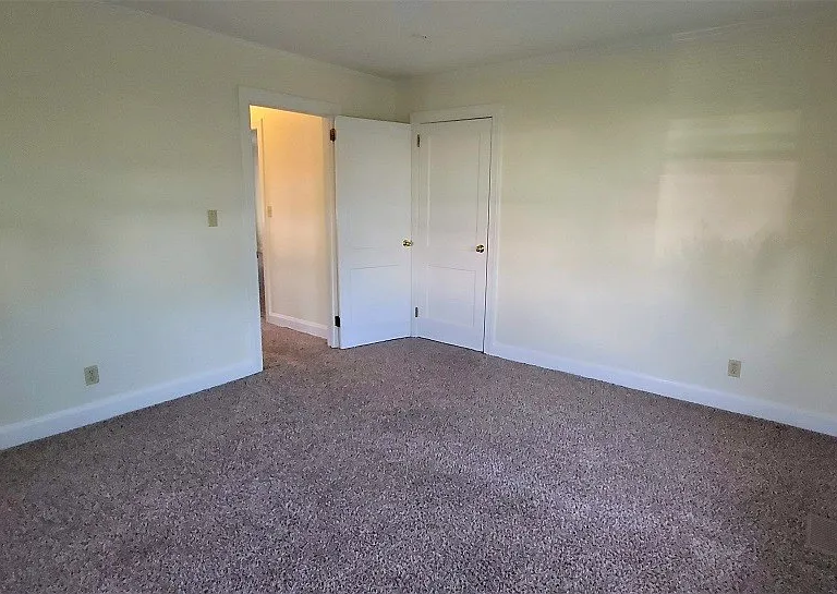 Inlet Pointe Apartments — Photo 22