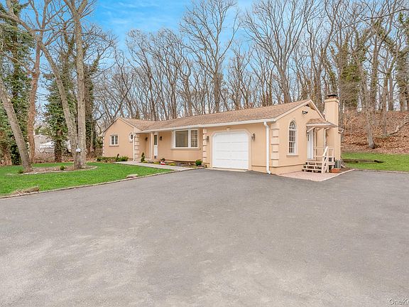 3rd image of 263 N Country Road