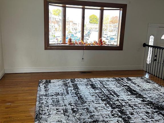 5th image of 12513 Chilton Rd