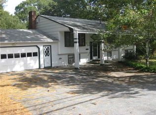 3217 Flat River Rd, Coventry, RI 02816