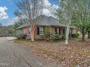 646 Camdenpark Dr, Ridgeland, MS 39157
