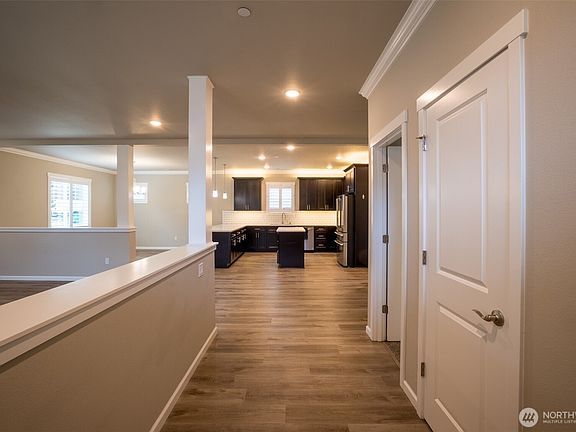 2nd image of 3646 22nd Avenue NE