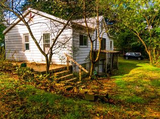 321 Locust Rd, Crescent, PA 15046