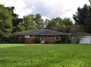 36100 Maple Grove Rd, Willoughby Hills, OH 44094