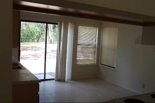 4th image of 10956 HAMLEN PARK DR
