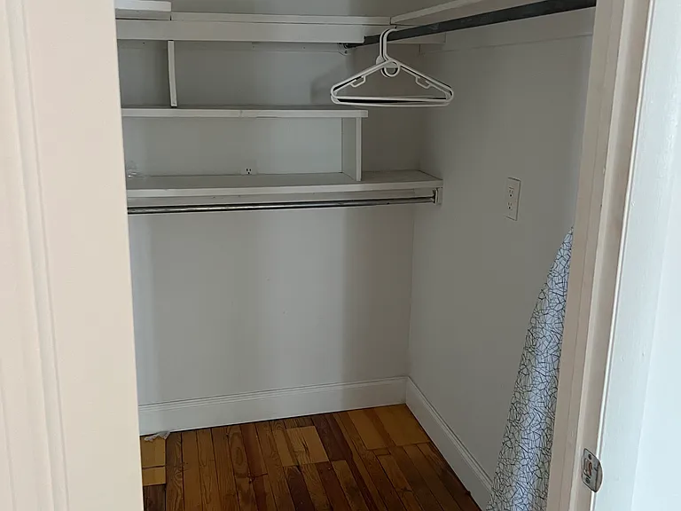 128 N Portland Ave #B — Photo 5