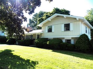 362 Meadowbriar Rd, Rochester, NY 14616