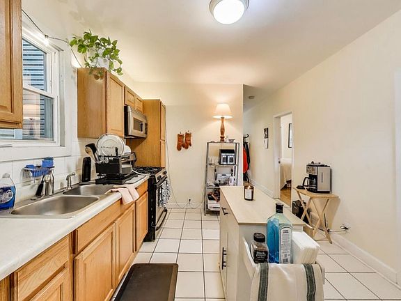 3rd image of 3432 W Palmer St #1